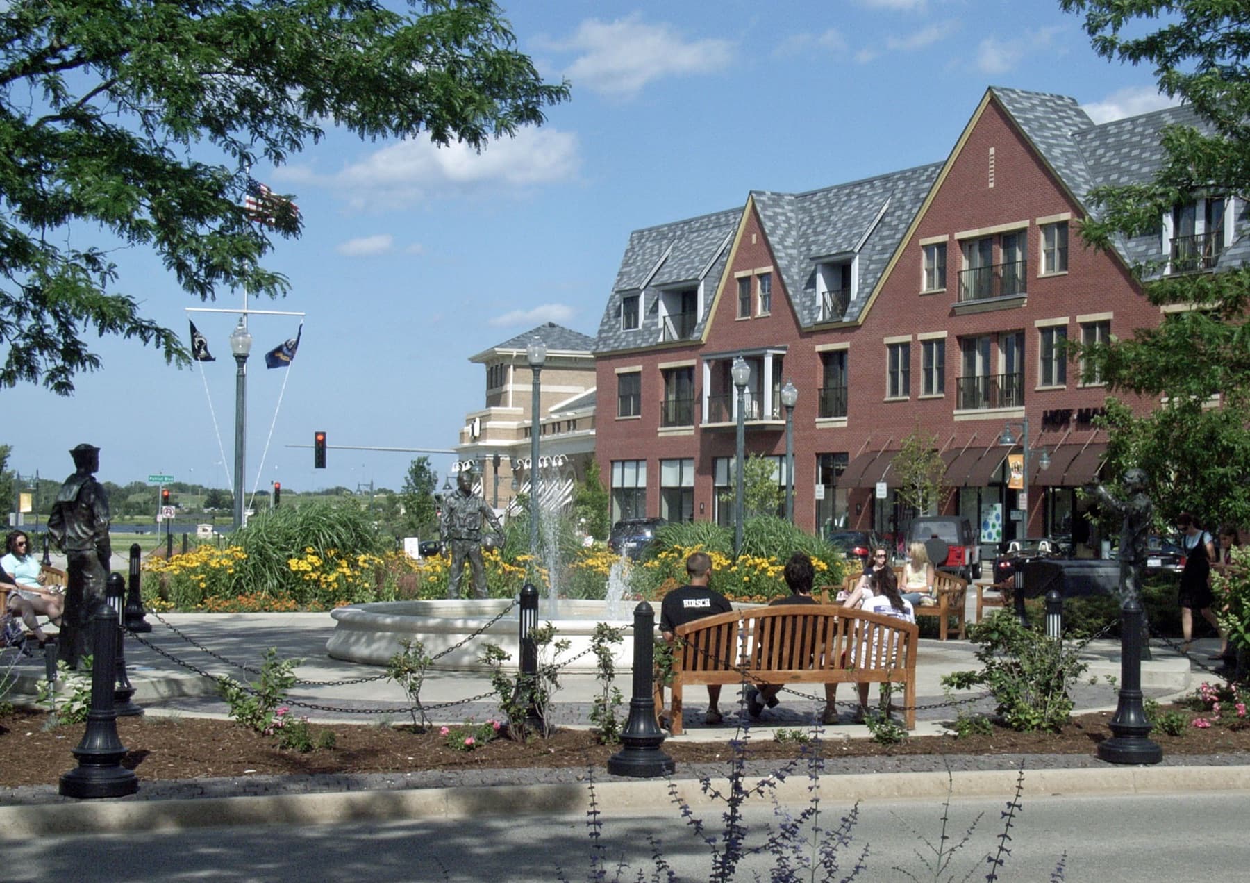 Glenview, Illinois — Top-rated schools, walkable downtown, and well-tended streets.