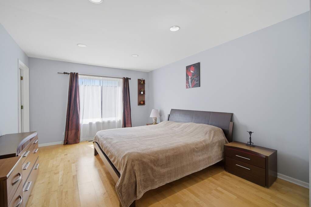 301 Horatio Boulevard — photo 13