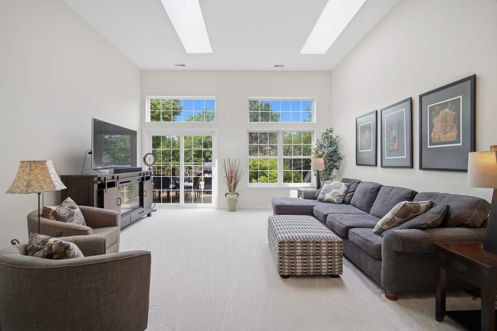 3028 Lexington Lane — photo 3