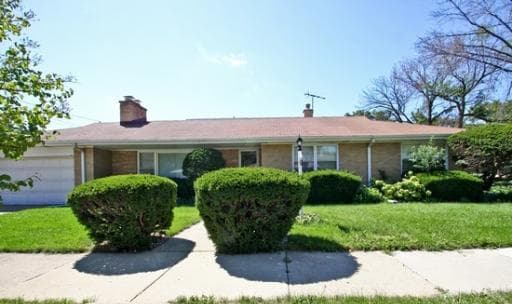 7120 Leclaire Avenue, Skokie, IL — sold by Lena Bondar
