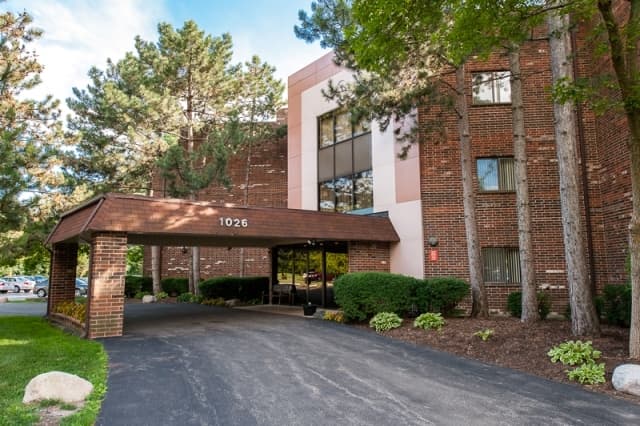 1026 Castilian Court #308, Glenview, IL — sold by Lena Bondar