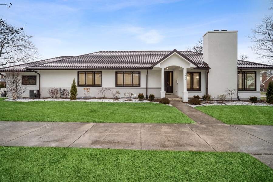 6300 N Leroy Avenue, Chicago, IL — sold by Lena Bondar