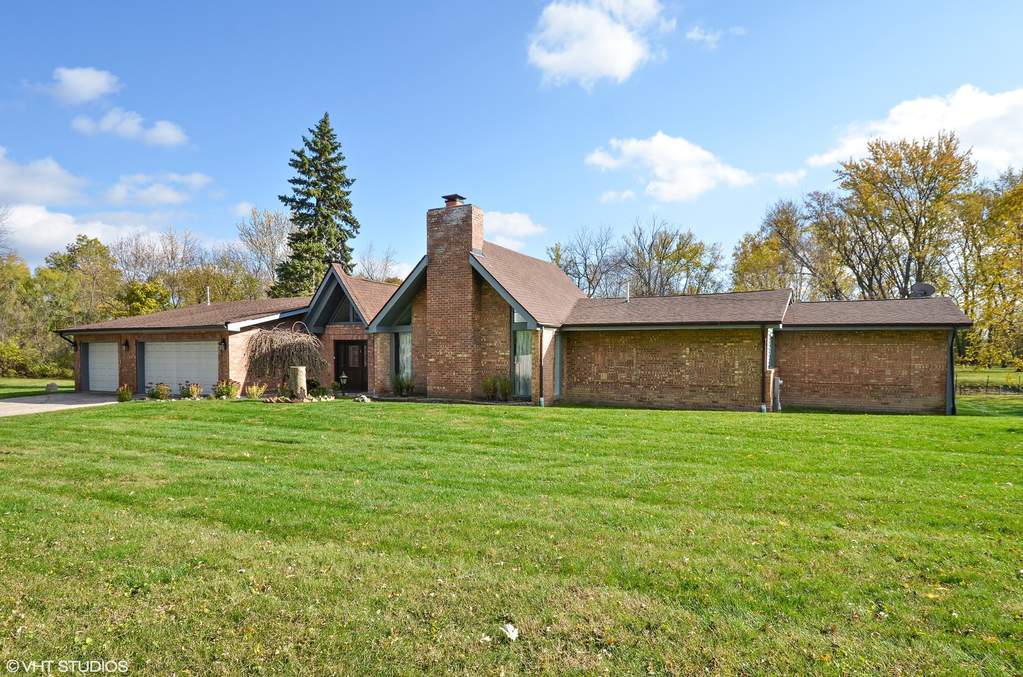 25915 N Midlothian Road — photo 2