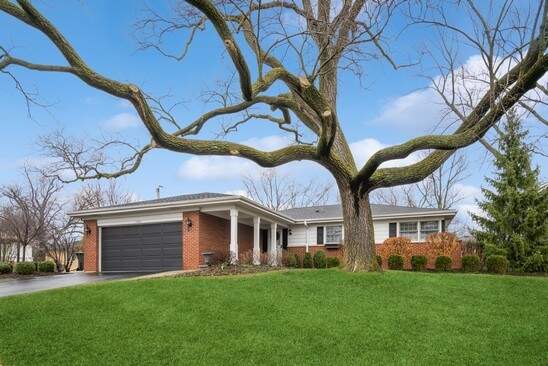 1535 Huntington Drive — photo 2