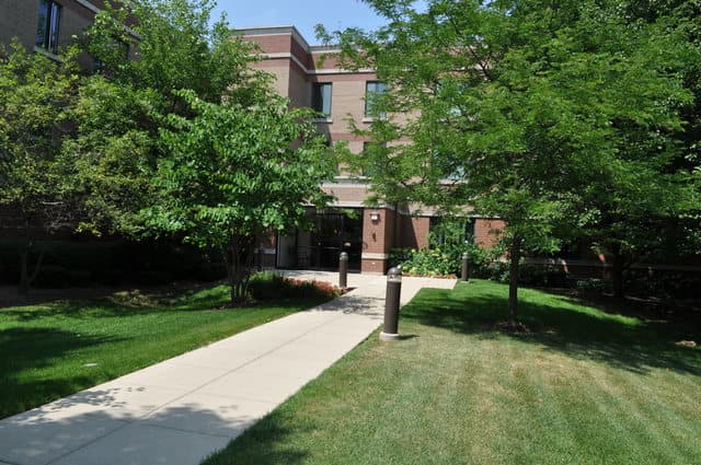 891 Central Avenue #309, Highland Park, IL — sold by Lena Bondar