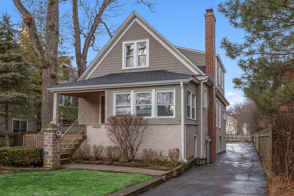 879 Willow Road, Winnetka, IL — sold by Lena Bondar