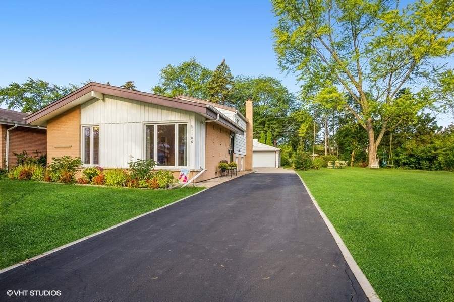1106 S Mitchell Avenue, Arlington Heights, IL — sold by Lena Bondar