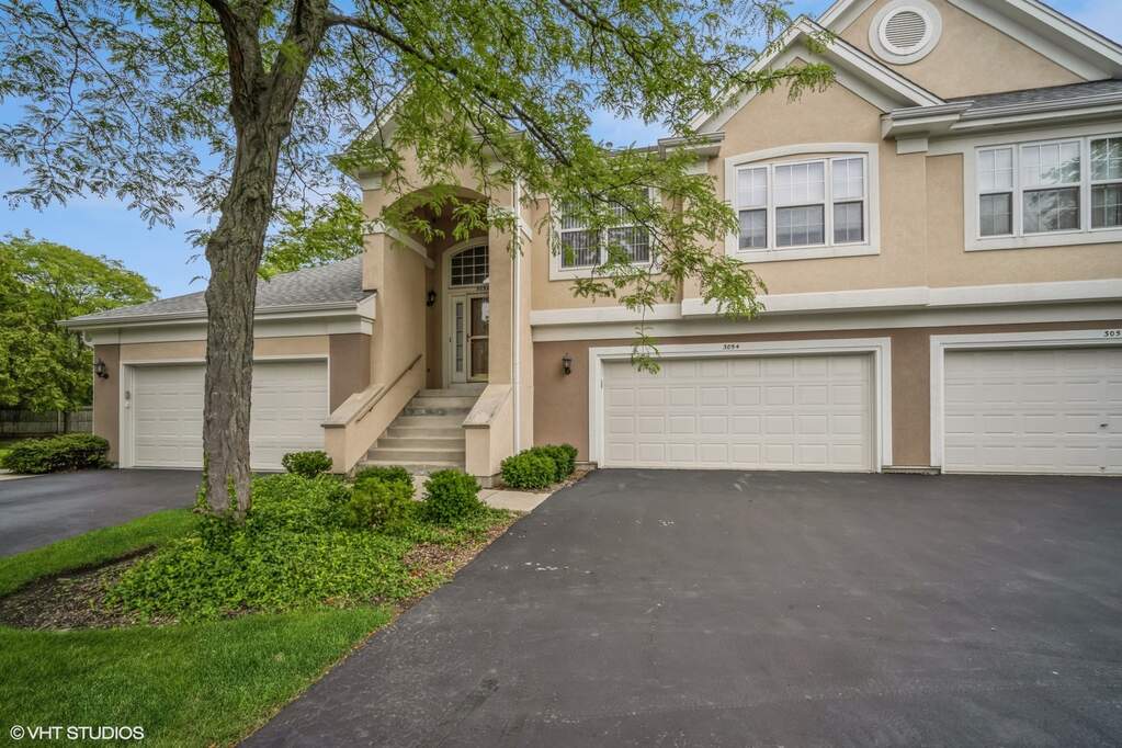 3054 Lexington Lane, Glenview, IL — sold by Lena Bondar