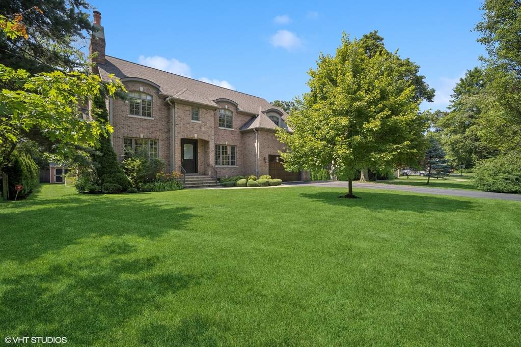 630 Forest Road, Glenview, IL — sold by Lena Bondar